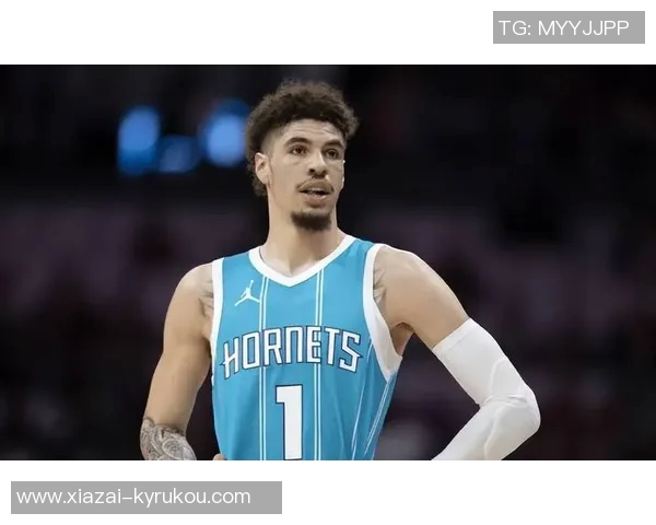 黄蜂交易阿德巴约小乔丹克尼佩尔及三首轮选秀权齐送出